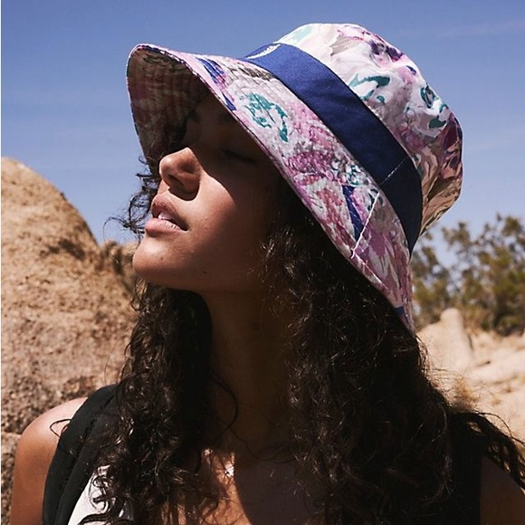 FP Movement by Free People Accessories - FP Movement - Digital Blooms Bucket Hat NWOT